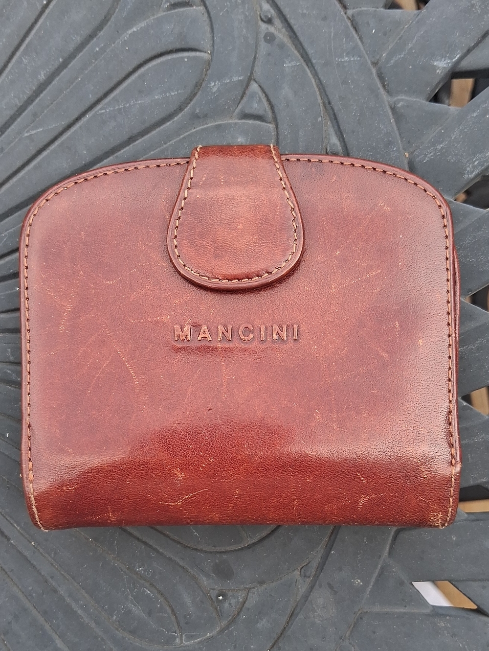 Mancini Vintage Cognac Leathee Compact Wallet With Coin Pouch